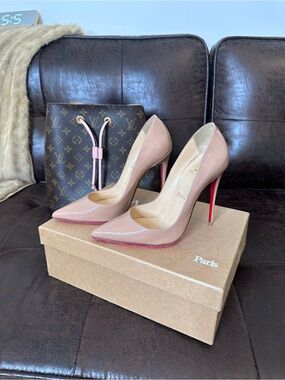 Authentic Christian Louboutin So Kate 36 Pumps